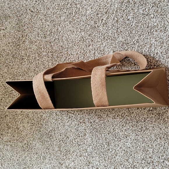 Burberry Paper Bag - Picture 3 of 4